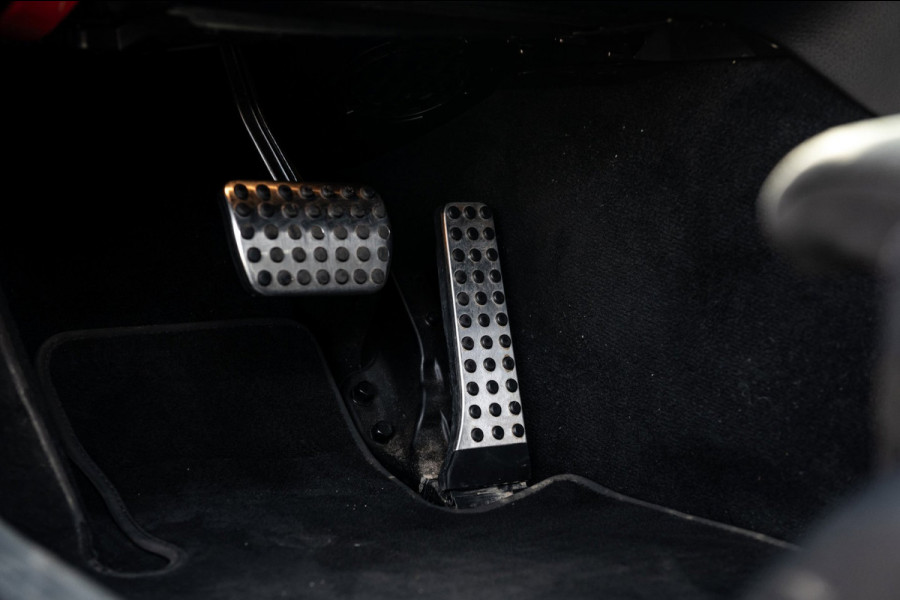 Mercedes-Benz C-Klasse Estate 300 Premium Plus PackI ACC I C63 I Night Editon I Uniek I Burnmester I PPF I