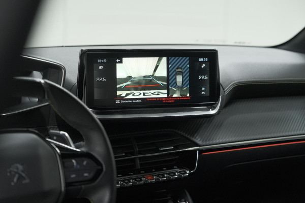 Peugeot 208 PureTech 100 EAT8 GT | Camera | Dodehoekdetectie | Navigatie | Apple Carplay