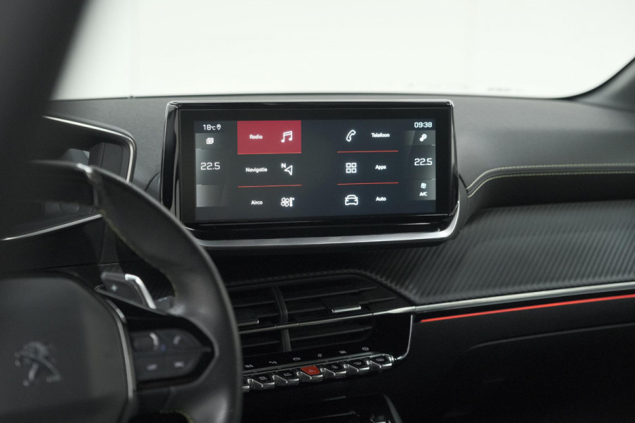 Peugeot 208 PureTech 100 EAT8 GT | Camera | Dodehoekdetectie | Navigatie | Apple Carplay