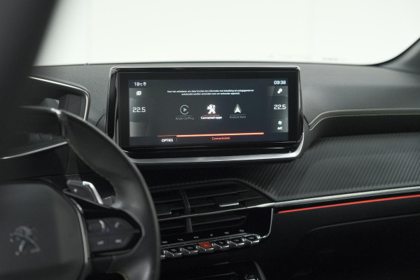 Peugeot 208 PureTech 100 EAT8 GT | Camera | Dodehoekdetectie | Navigatie | Apple Carplay
