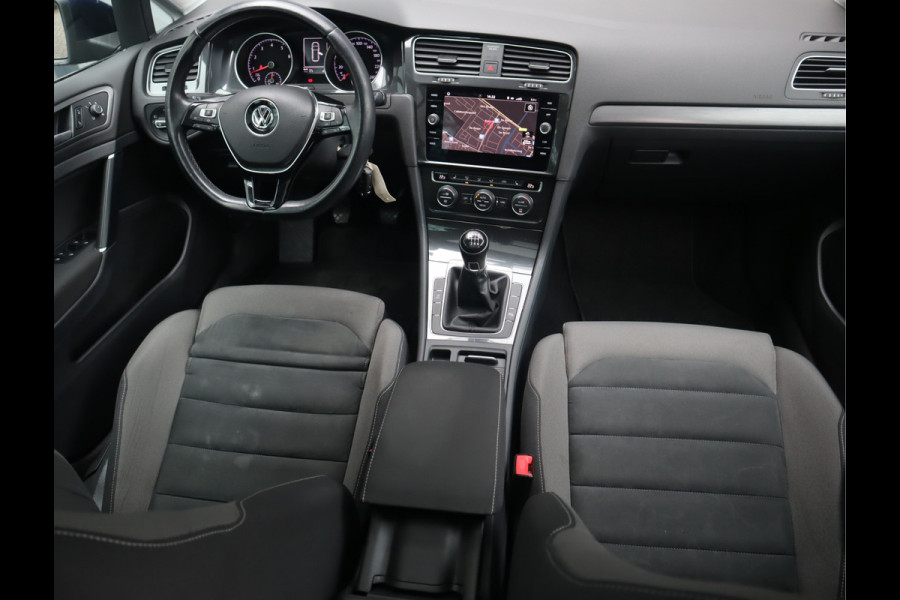 Volkswagen Golf Variant 1.5 TSI Comfortline Business Navi / Pano / ACC / Trekhaak BTW Auto