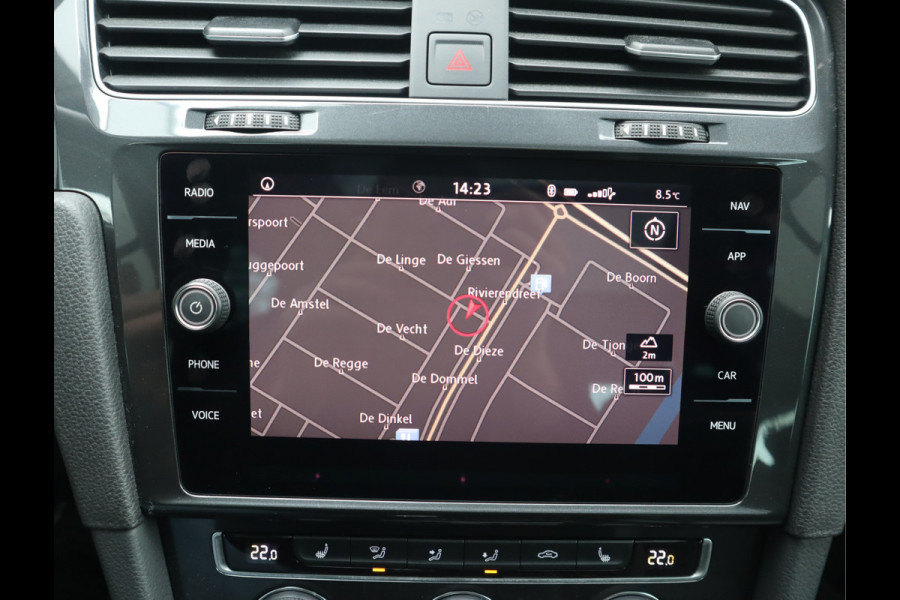 Volkswagen Golf Variant 1.5 TSI Comfortline Business Navi / Pano / ACC / Trekhaak BTW Auto