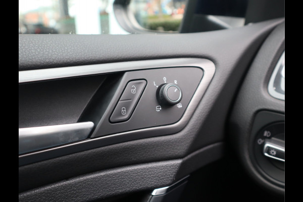 Volkswagen Golf Variant 1.5 TSI Comfortline Business Navi / Pano / ACC / Trekhaak BTW Auto