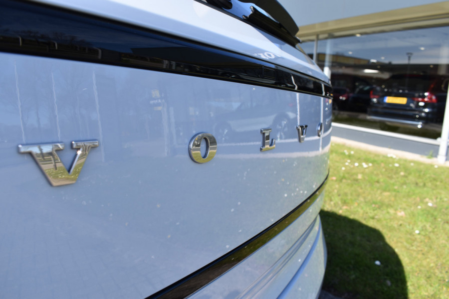 Volvo EX30 Extended Range Plus 69 kWh | Blis | Camera Achter | Elektr. Achterklep | 19'' | PDC V+A