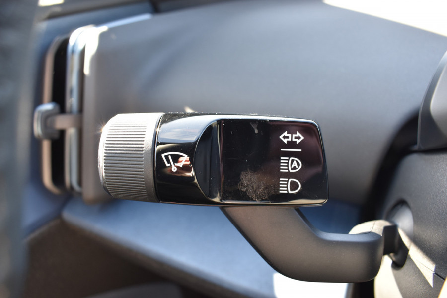 Volvo EX30 Extended Range Plus 69 kWh | Blis | Camera Achter | Elektr. Achterklep | 19'' | PDC V+A