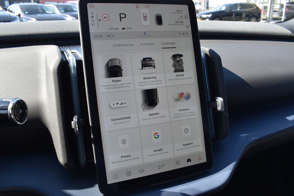 Volvo EX30 Extended Range Plus 69 kWh | Blis | Camera Achter | Elektr. Achterklep | 19'' | PDC V+A