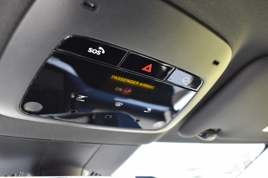 Volvo EX30 Extended Range Plus 69 kWh | Blis | Camera Achter | Elektr. Achterklep | 19'' | PDC V+A