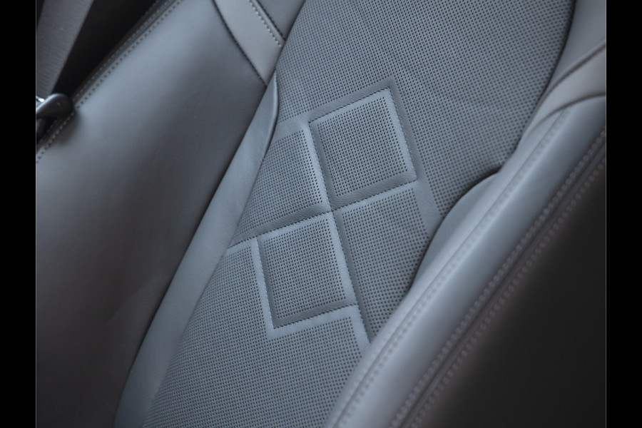 BMW 5 Serie Touring 540d xDrive M-Sport - Individual Leder - Memoryzetels - Driving Assistant