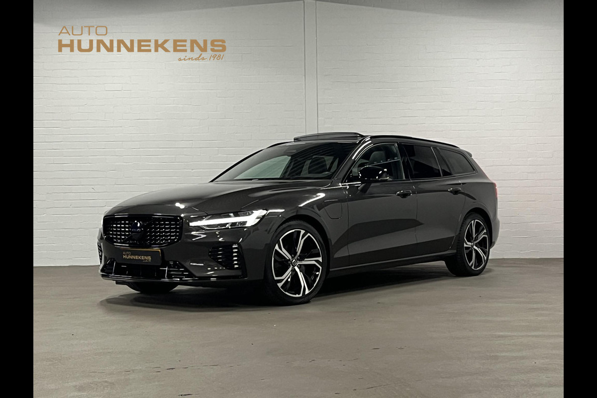 Volvo V60 2.0 T6 Plug-in hybrid AWD Plus Dark Long Range | Adapt. cruise | Open dak | Stuur-/stoelverwarming | Memory | Harman/Kardon | Head-up
