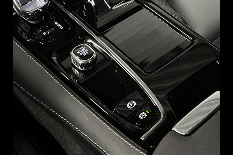 Volvo V60 2.0 T6 Plug-in hybrid AWD Plus Dark Long Range | Adapt. cruise | Open dak | Stuur-/stoelverwarming | Memory | Harman/Kardon | Head-up