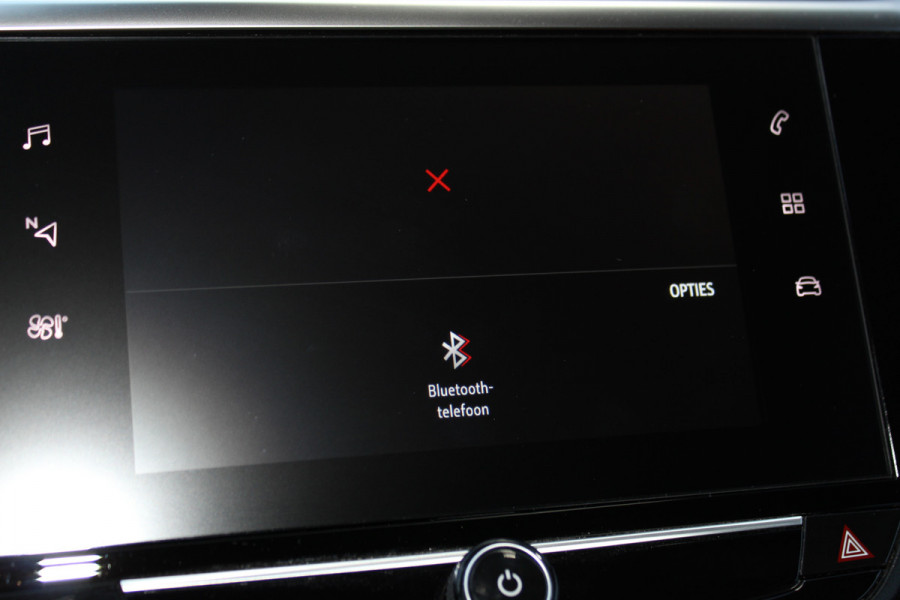 Opel Corsa 1.2-100pk Turbo GS Line. Erg mooie sportieve wagen, slechts 23.500 ! Panoramadak, Lane- en side assist, Telefoonvoorb., Cruise Cntrl, LED verl., PDC v+a, LM wielen, Climate Control,  Navigatie by Apple/Android, Stoel- en stuurwiel verwarming etc.