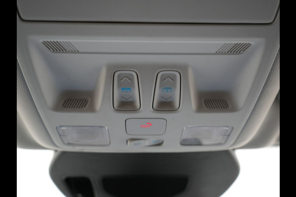 Ford Kuga 2.5 Titanium X PHEV 225pk Dealer O.H. | Panodak | Adaptive Cruise | 360 Camera | Bang & Olufsen Sound | Sportstoelen & Stuur Verwarmd | Keyless | Blis | Virtual | Navigatie | DAB | Plug In Hybrid |