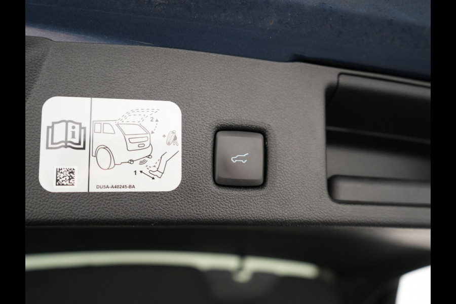 Ford Kuga 2.5 Titanium X PHEV 225pk Dealer O.H. | Panodak | Adaptive Cruise | 360 Camera | Bang & Olufsen Sound | Sportstoelen & Stuur Verwarmd | Keyless | Blis | Virtual | Navigatie | DAB | Plug In Hybrid |