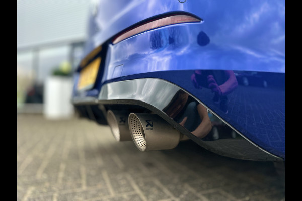 Volkswagen Golf 2.0 R 4Motion, 333 PK, Akrapovic, Head Up, H&K, Pano, 20 Jahre, IQ