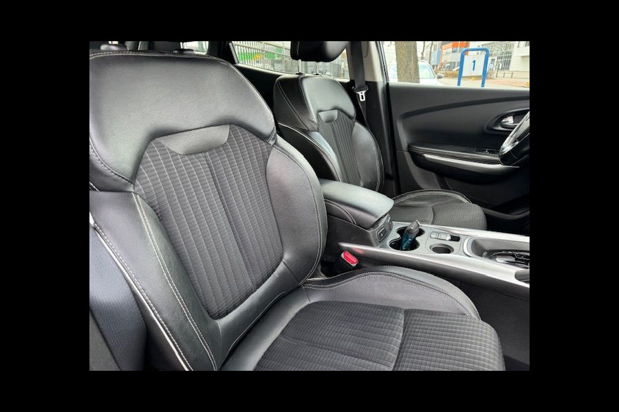 Renault Kadjar 1.2 TCe Bose Automaat Airco/ECC,Navigatie,Camera,Half Leder