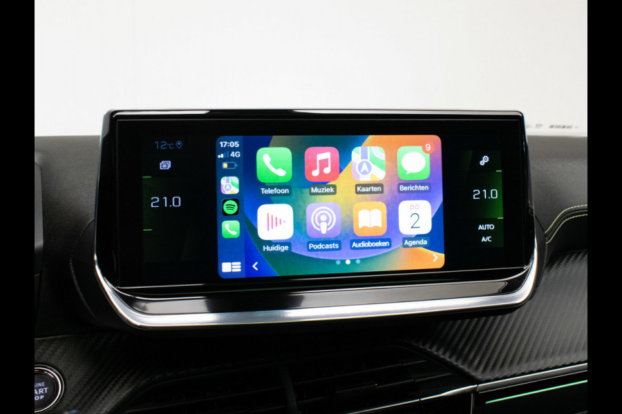 Peugeot 2008 1.2 PureTech GT Pack Sport (PANORAMADAK,APPLE CARPLAY,NAVI,CAMERA,STOELVERWARMING,GETINT,LEDER/ALCANTARA,LM VELGEN)