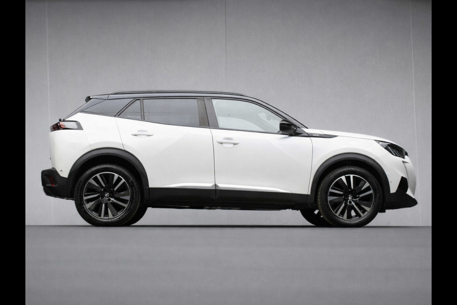 Peugeot 2008 1.2 PureTech GT Pack Sport (PANORAMADAK,APPLE CARPLAY,NAVI,CAMERA,STOELVERWARMING,GETINT,LEDER/ALCANTARA,LM VELGEN)