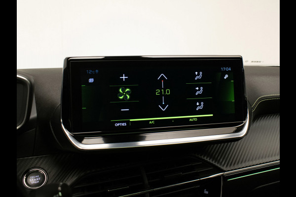 Peugeot 2008 1.2 PureTech GT Pack Sport (PANORAMADAK,APPLE CARPLAY,NAVI,CAMERA,STOELVERWARMING,GETINT,LEDER/ALCANTARA,LM VELGEN)
