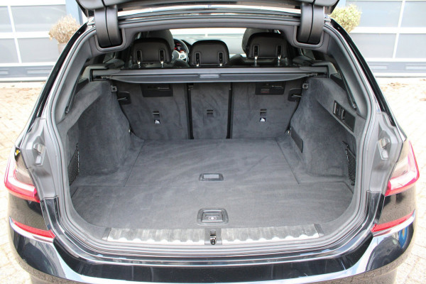 BMW 3 Serie Touring M340i xDrive High Executive