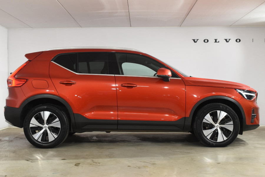 Volvo XC40 T4 211PK Automaat Plug-in hybrid Plus Bright / Navigatie / Cruise control / Harman Kardon / Stuur- & Stoelverwarming / Elektrische achterklep / Achteruitrijcamera / Elektrische stoelverst. met geheugen / Extra getint glas