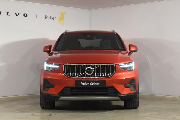 Volvo XC40 T4 211PK Automaat Plug-in hybrid Plus Bright / Navigatie / Cruise control / Harman Kardon / Stuur- & Stoelverwarming / Elektrische achterklep / Achteruitrijcamera / Elektrische stoelverst. met geheugen / Extra getint glas