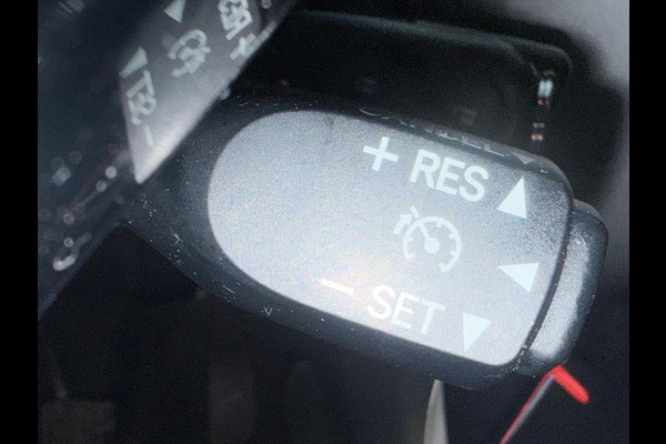 Toyota Aygo 1.0 VVT-i x-play Airco, Carplay, 5 DRS, NL/NAP!