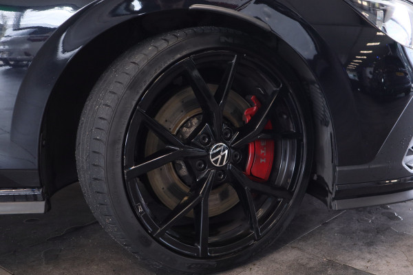 Volkswagen Golf 2.0 TSI GTI Clubsport Panoramadak Harman&Kardon Head-Up