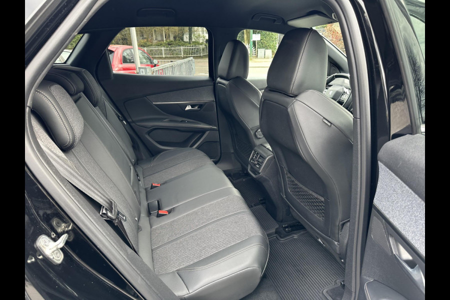 Peugeot 3008 1.2 PureTech GT Line LED|CarPlay|Dodehoek|Stoelverwarming|Trekhaak