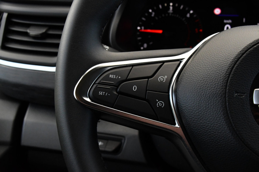 Nissan Primastar 2.0 dCi 150 L2H1 DC Black Edition 5 Jaar Garantie, Camera, Cruise, LED, Stoelverwarming, 2 x Schuifdeur, Clima, Automaat, Keyless, Uniek!