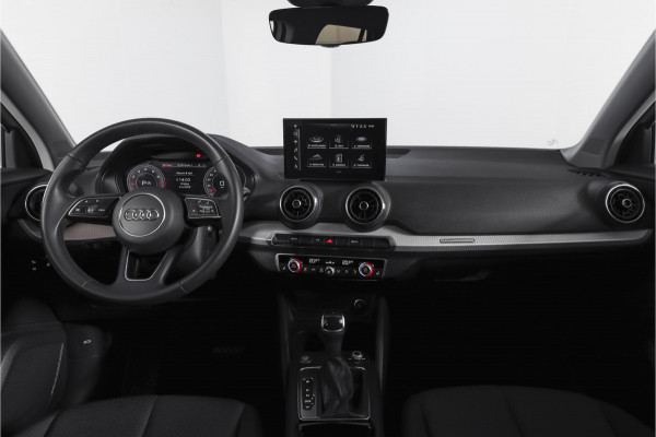 Audi Q2 35 TFSI S Edition 150 PK - Automaat | Dig. Cockpit | Adapt. Cruise | Stoelverw. | Matrix Led | Camera | NAV + App. Connect | ECC | Elek. Klep | LM 17" |