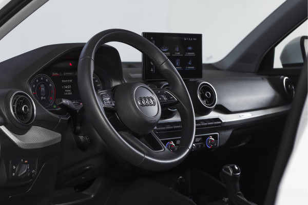 Audi Q2 35 TFSI S Edition 150 PK - Automaat | Dig. Cockpit | Adapt. Cruise | Stoelverw. | Matrix Led | Camera | NAV + App. Connect | ECC | Elek. Klep | LM 17" |