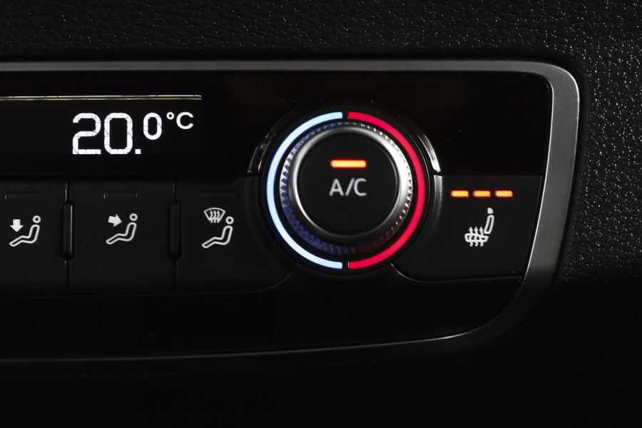 Audi Q2 35 TFSI S Edition 150 PK - Automaat | Dig. Cockpit | Adapt. Cruise | Stoelverw. | Matrix Led | Camera | NAV + App. Connect | ECC | Elek. Klep | LM 17" |