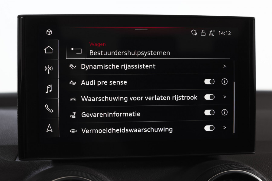 Audi Q2 35 TFSI S Edition 150 PK - Automaat | Dig. Cockpit | Adapt. Cruise | Stoelverw. | Matrix Led | Camera | NAV + App. Connect | ECC | Elek. Klep | LM 17" |