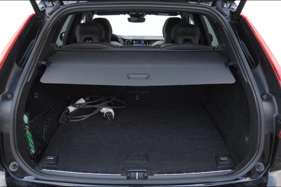 Volvo XC60 T6 340PK Automaat Plug-in hybrid AWD R-Design