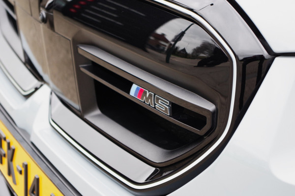 BMW 5 Serie Touring M5, M-Drivers Pack, Panoramadak, B&W Sound, Trekhaak, Carbon Int, Driv. Ass. Prof, Comfort Pack,