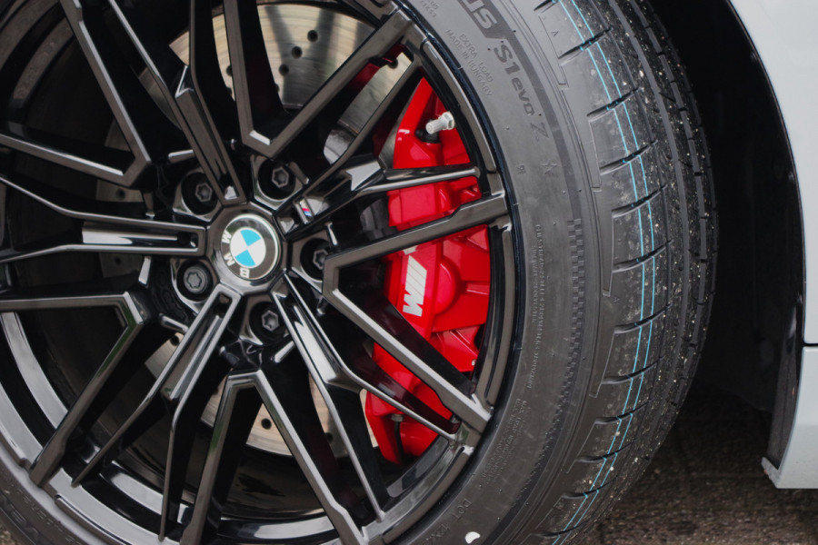 BMW 5 Serie Touring M5, M-Drivers Pack, Panoramadak, B&W Sound, Trekhaak, Carbon Int, Driv. Ass. Prof, Comfort Pack,