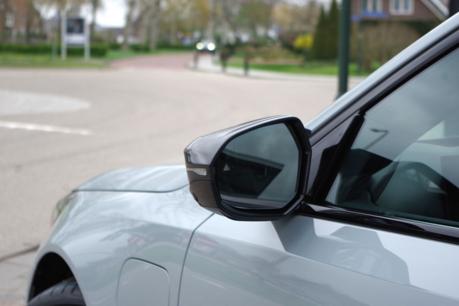 BMW 5 Serie Touring M5, M-Drivers Pack, Panoramadak, B&W Sound, Trekhaak, Carbon Int, Driv. Ass. Prof, Comfort Pack,