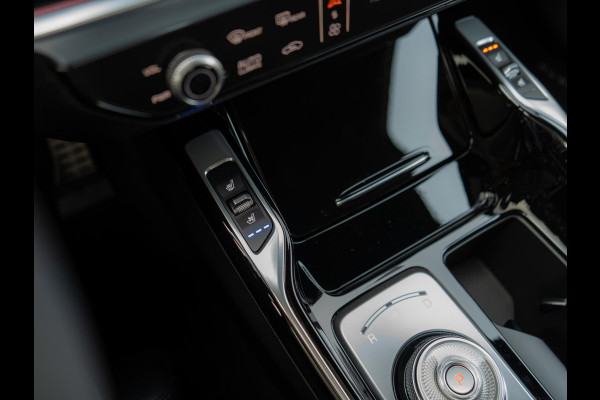 Kia Sorento 1.6 T-GDi Plug-in Hybrid 4WD ExecutiveLine 7p. | VOORRAADVOORDEEL | Bose audio | Schuifkanteldak | Stoel en stuurverwarming |