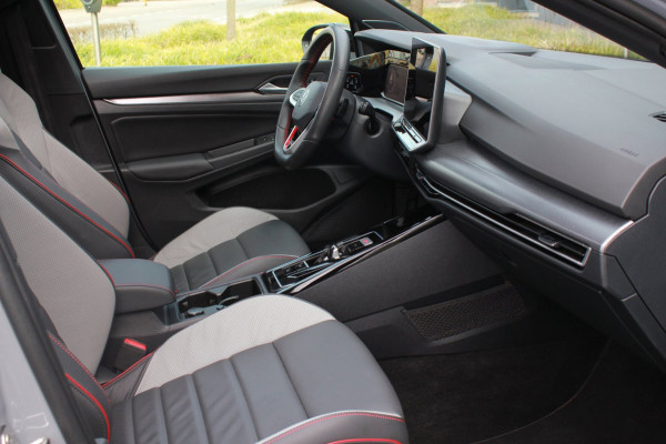 Volkswagen Golf 2.0 TSI GTI