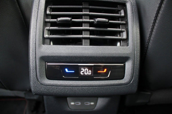 Volkswagen Golf 2.0 TSI GTI