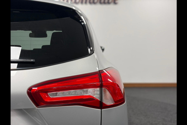 Ford FOCUS Wagon 1.5 EcoBoost Vignale*Winterpakket*Automaat*CruiseControl*PDC*LED*
