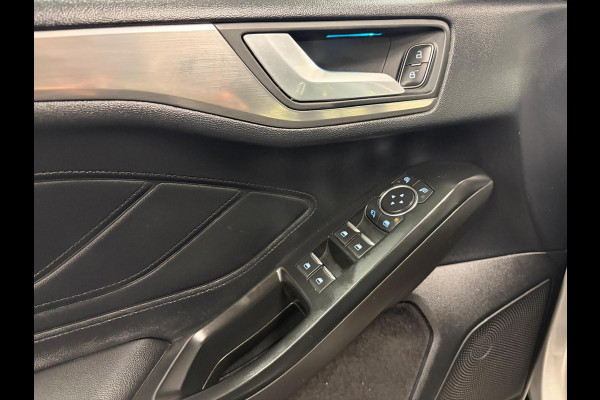Ford FOCUS Wagon 1.5 EcoBoost Vignale*Winterpakket*Automaat*CruiseControl*PDC*LED*