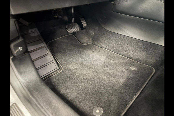 Ford FOCUS Wagon 1.5 EcoBoost Vignale*Winterpakket*Automaat*CruiseControl*PDC*LED*