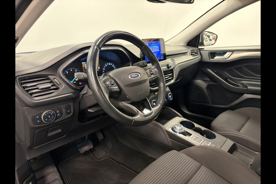 Ford FOCUS Wagon 1.5 EcoBoost Vignale*Winterpakket*Automaat*CruiseControl*PDC*LED*