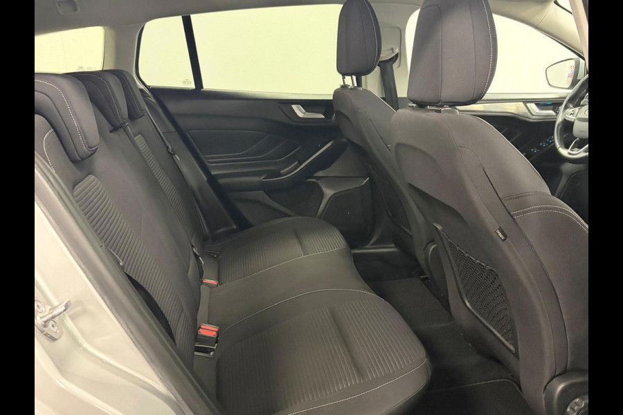 Ford FOCUS Wagon 1.5 EcoBoost Vignale*Winterpakket*Automaat*CruiseControl*PDC*LED*