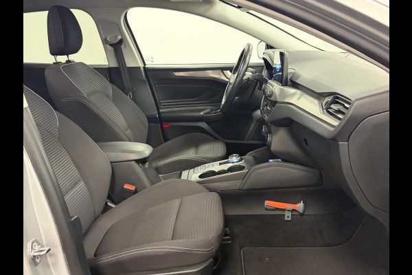 Ford FOCUS Wagon 1.5 EcoBoost Vignale*Winterpakket*Automaat*CruiseControl*PDC*LED*