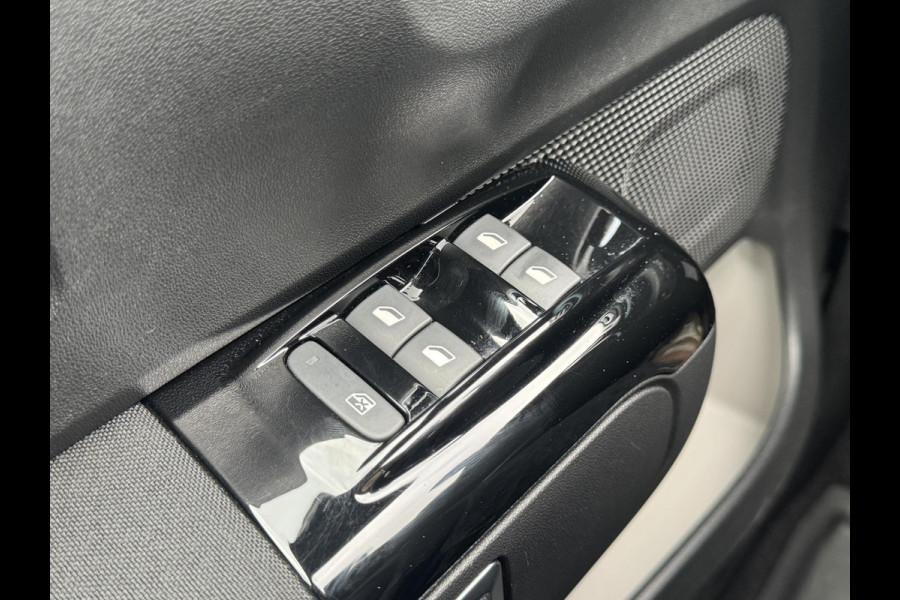 Citroën C3 1.2 PT 83 Shine | Comfort seats | Lage km-stand | Prijs is rijklaar