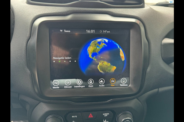 Jeep Renegade 1.4 MultiAir Limited - Automaat I Navigatie I Airco I Leer I Achteruitrij camera / PDC I Dealer onderhouden