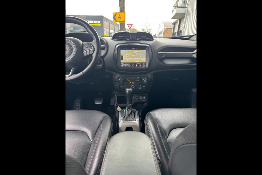 Jeep Renegade 1.4 MultiAir Limited - Automaat I Navigatie I Airco I Leer I Achteruitrij camera / PDC I Dealer onderhouden