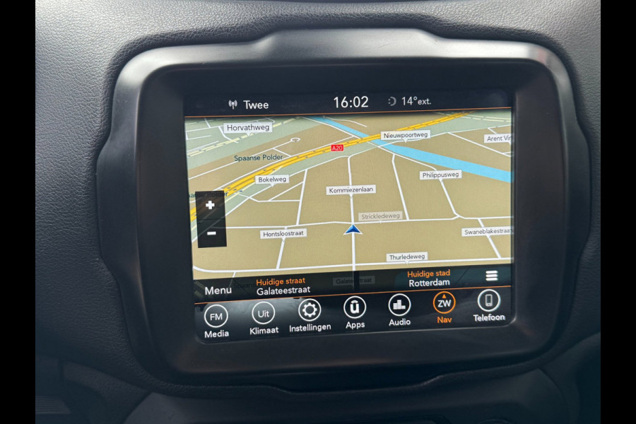 Jeep Renegade 1.4 MultiAir Limited - Automaat I Navigatie I Airco I Leer I Achteruitrij camera / PDC I Dealer onderhouden